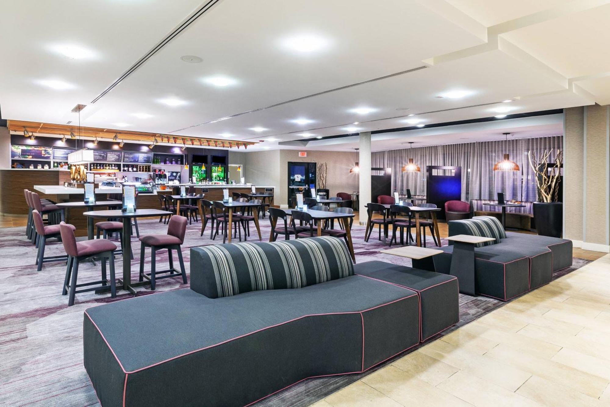 Hotel Courtyard By Marriott Tulsa Woodland Hills Exterior foto
