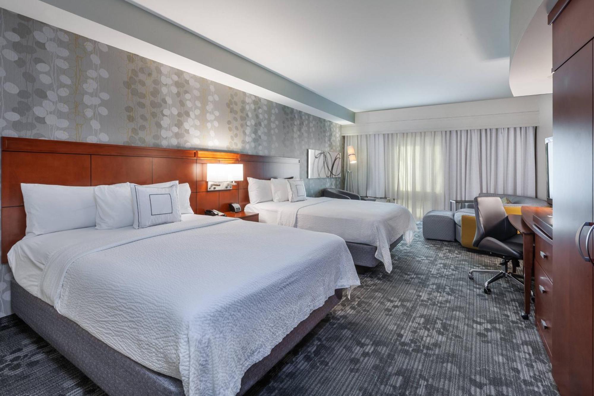 Hotel Courtyard By Marriott Tulsa Woodland Hills Exterior foto