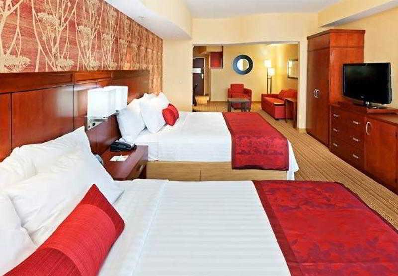 Hotel Courtyard By Marriott Tulsa Woodland Hills Exterior foto